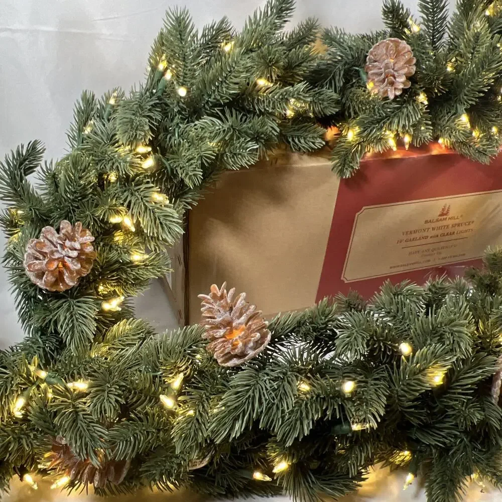 Balsam Hill Vermont White Spruce 10’ Garland Clear Lights Christmas Mantel